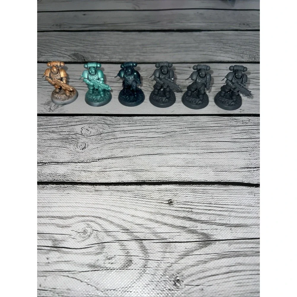 6 Warhammer 40K Space Marines Intercessor Squad Random